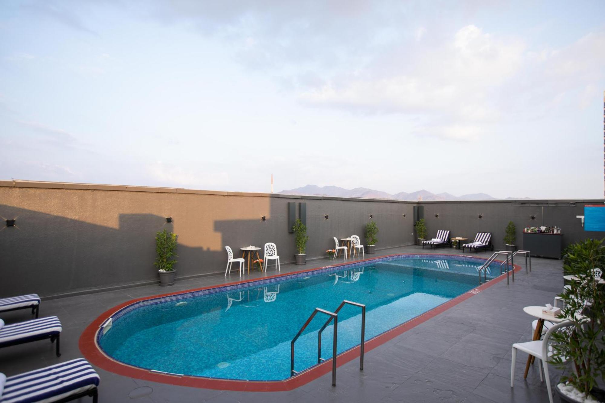 Fortis Hotel Fujaïrah Extérieur photo